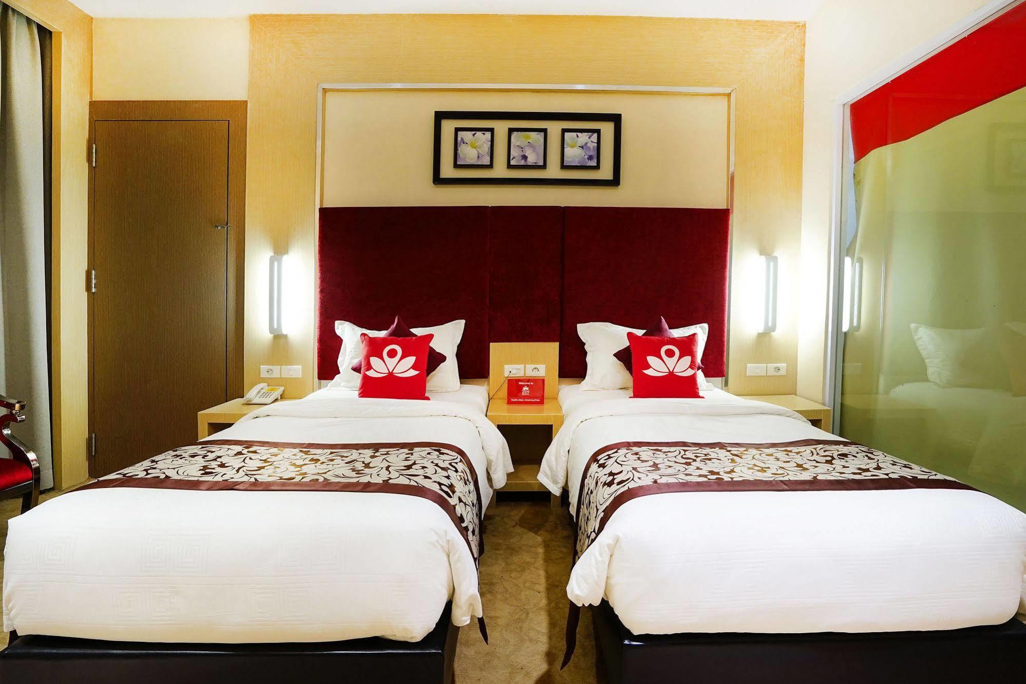 Zen Rooms Near Bcs Mall Penuin Batam Exteriör bild